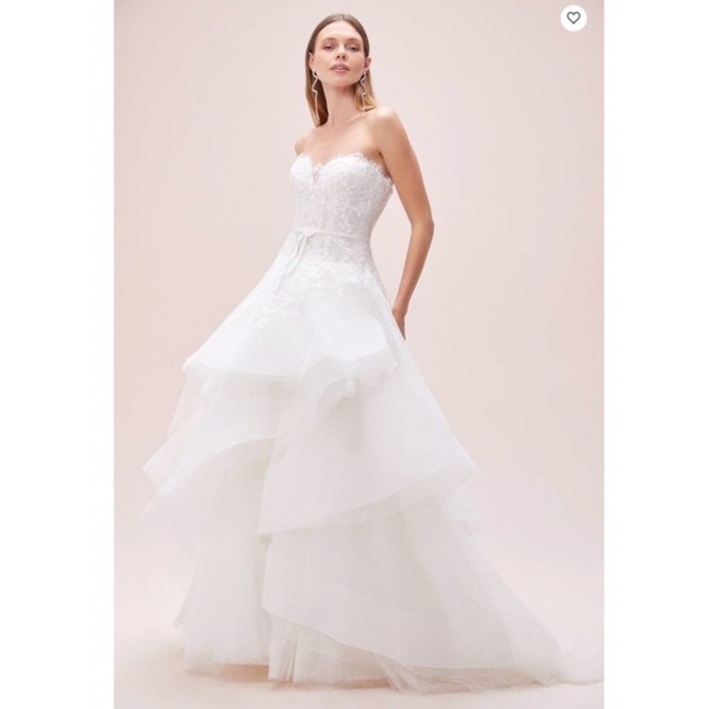 New altered Oleg Cassini wedding dress CWG845